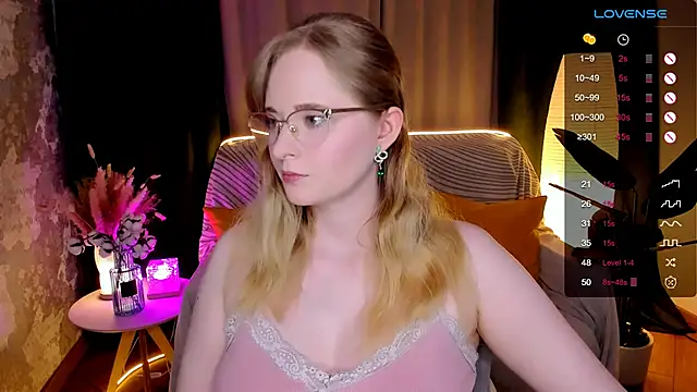 Aemilia  online show from February 11, 2026, 8:58 am