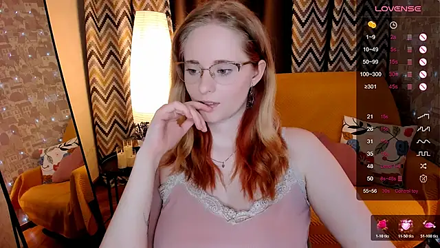 Aemilia  online show from April 21, 2026, 2:51 am