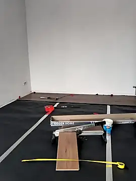 Snapshot of Linalicious chatting on January 21, 2025, 11:03 am Linalicious online show from January 21, 2025, 11:03 am