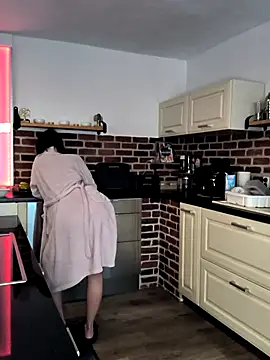 Snapshot of Linalicious chatting on March 12, 2025, 7:46 am Linalicious online show from March 12, 2025, 7:46 am