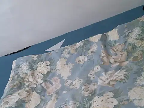 Snapshot of luckieey chatting on November 25, 2025, 9:42 am luckieey online show from November 25, 2025, 9:42 am