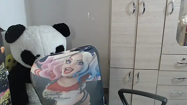 SWEETT CORY online show from April 20, 2026, 2:58 am