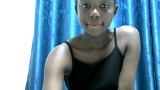 Snapshot of Latiffagodess chatting on June 21, 2026, 6:19 am Latiffagodess online show from June 21, 2026, 6:19 am
