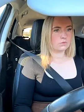 Snapshot of Rebeccaxxx chatting on November 21, 2025, 12:48 pm Rebeccaxxx online show from November 21, 2025, 12:48 pm