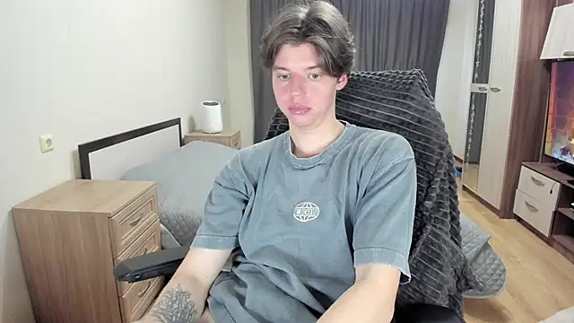 Liam sexy1 online show from April 3, 2026, 1:28 pm