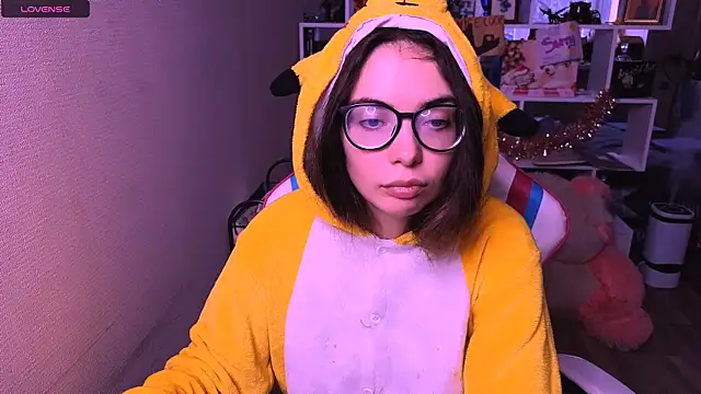 Sia Shine online show from December 15, 2024, 9:45 am