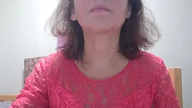 HollyJewel online show from October 24, 2025, 2:27 pm