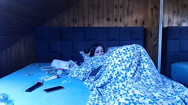 BoeseMoni1998 online show from March 9, 2025, 4:11 pm