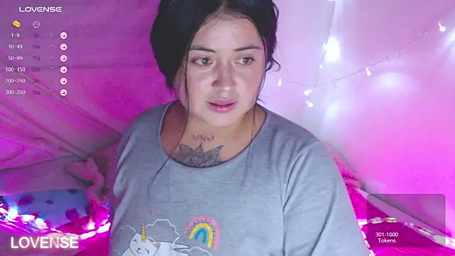 PamelaDoouce online show from February 26, 2025, 4:30 am