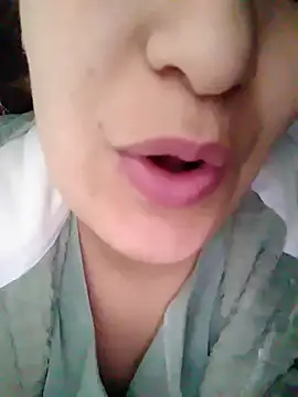 Orla85 online show from February 2, 2025, 1:41 pm