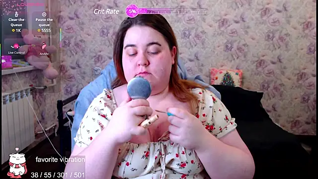 Estelle Hicks online show from March 17, 2025, 6:21 pm