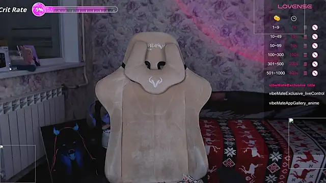 Estelle Hicks online show from November 24, 2025, 6:30 pm