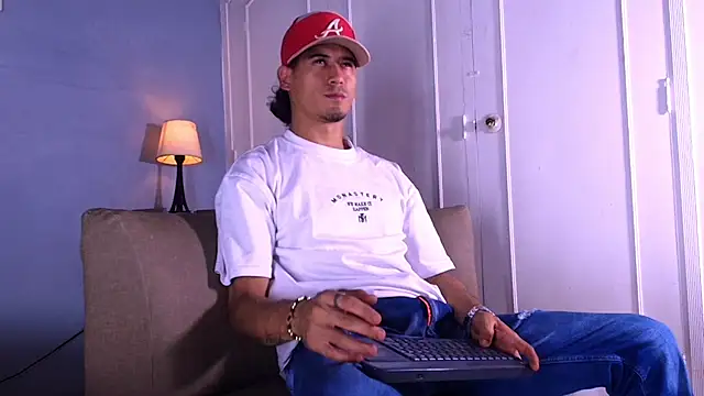 Jhonn Rhyss online show from November 9, 2025, 7:18 pm