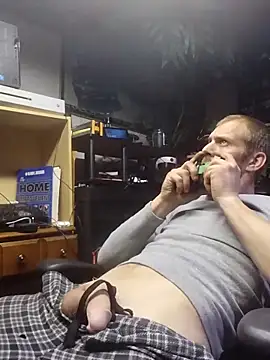 mrwinsalot88 online show from November 6, 2025, 5:44 am