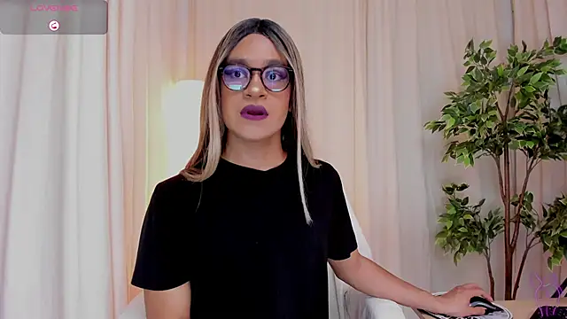 Snapshot of vitta_alfayed chatting on March 18, 2025, 8:05 pm vitta alfayed online show from March 18, 2025, 8:05 pm