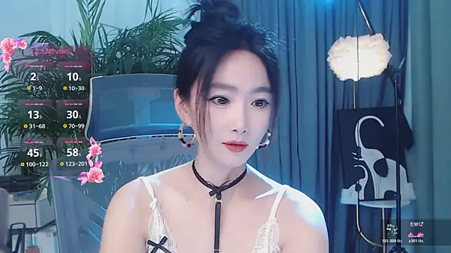 FeiFei-babe online show from April 8, 2026, 11:55 am