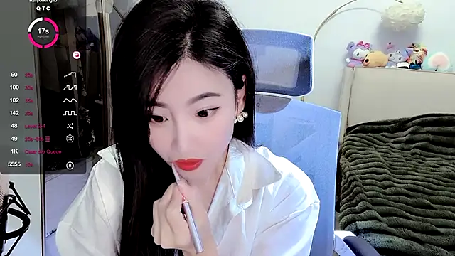 FeiFei-babe online show from March 4, 2025, 2:53 pm