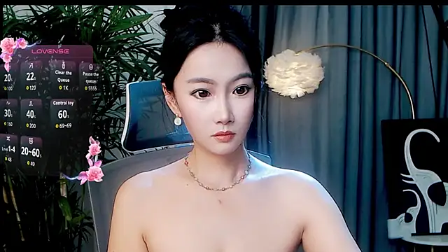 FeiFei-babe online show from October 15, 2025, 1:30 pm