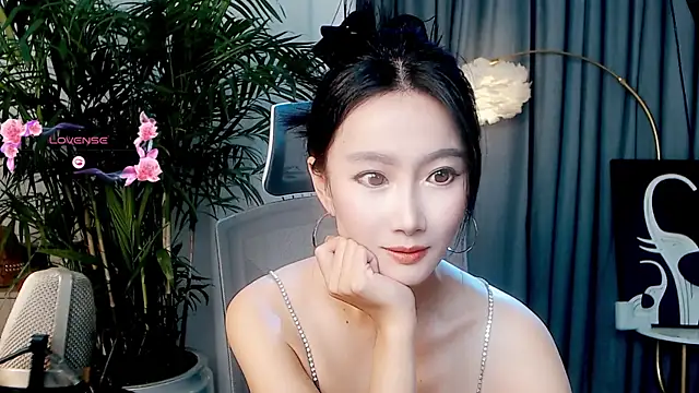 FeiFei-babe online show from September 24, 2025, 9:27 am