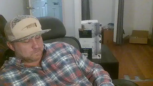 poundyouout69 online show from December 22, 2025, 4:40 pm