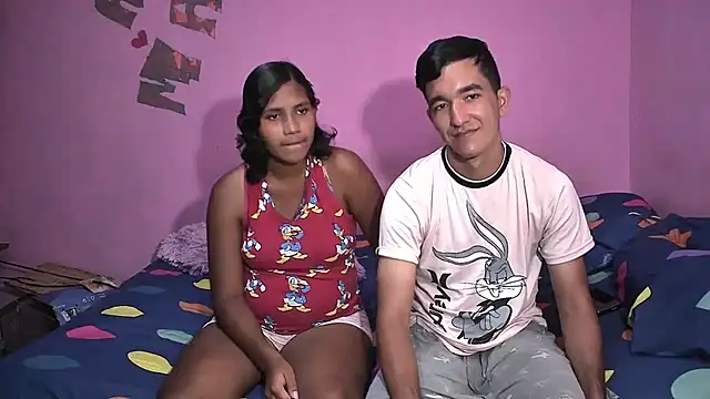 Snapshot of Sweetiefoxxx chatting on October 19, 2025, 6:32 pm Sweetiefoxxx online show from October 19, 2025, 6:32 pm