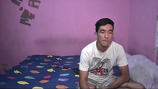 Sweetiefoxxx online show from March 28, 2026, 7:15 pm