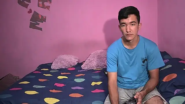 Snapshot of Sweetiefoxxx chatting on October 20, 2025, 6:41 pm Sweetiefoxxx online show from October 20, 2025, 6:41 pm