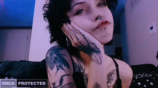 NaughtyLittleFox online show from March 8, 2026, 7:33 am