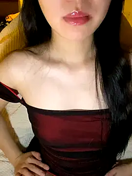 minmin2kk5 online show from November 1, 2025, 3:06 pm