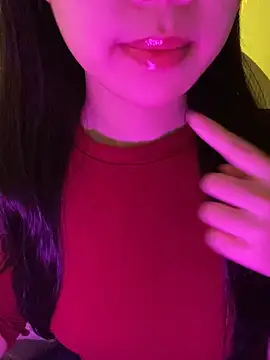 minmin2kk5 online show from November 5, 2025, 1:20 am