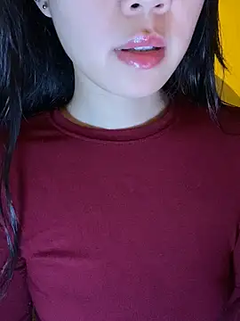 minmin2kk5 online show from November 6, 2025, 7:01 am