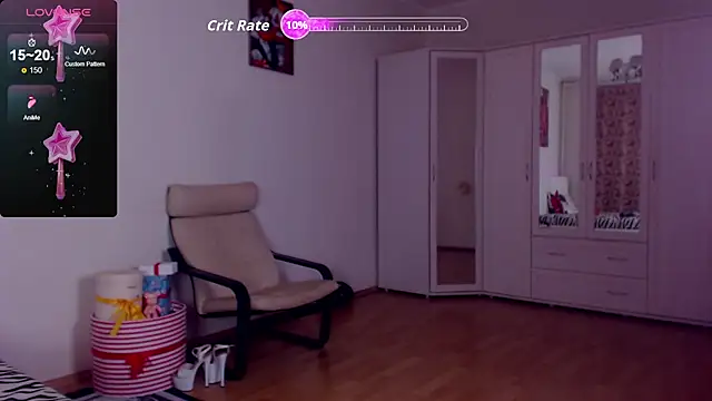 Snapshot of Sonja_Stripper_Ray chatting on September 25, 2025, 8:09 am Sonja Stripper Ray online show from September 25, 2025, 8:09 am