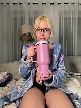 Livewithlucy online show from February 13, 2026, 8:36 am