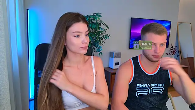 Jony and Jessica online show from July 17, 2026, 5:48 am