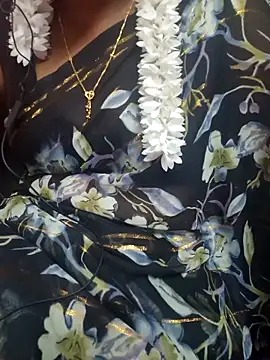 Janavi-janu online show from November 5, 2025, 7:06 pm