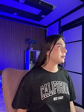 saracaball  online show from March 15, 2026, 9:22 pm