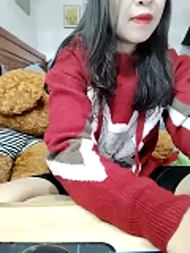 Snapshot of cream1299 chatting on January 8, 2026, 2:39 am cream1299 online show from January 8, 2026, 2:39 am