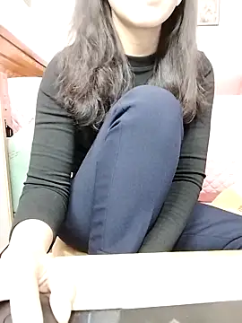 Snapshot of cream1299 chatting on November 13, 2025, 3:10 am cream1299 online show from November 13, 2025, 3:10 am