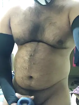 xavierkevi online show from November 5, 2025, 4:21 pm