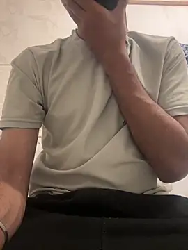 ALWAYSHORNYDADDY online show from February 15, 2026, 7:35 pm