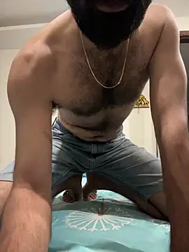 ALWAYSHORNYDADDY online show from May 6, 2026, 12:20 pm