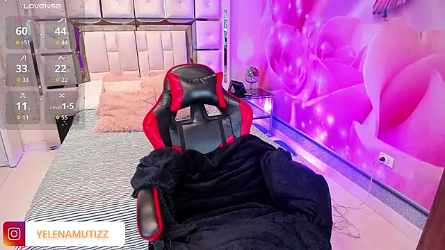 Snapshot of Yelena_mutiz chatting on October 22, 2025, 1:21 pm Yelena mutiz online show from October 22, 2025, 1:21 pm