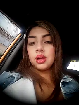 Snapshot of Yelena_mutiz chatting on December 16, 2025, 12:53 pm Yelena mutiz online show from December 16, 2025, 12:53 pm