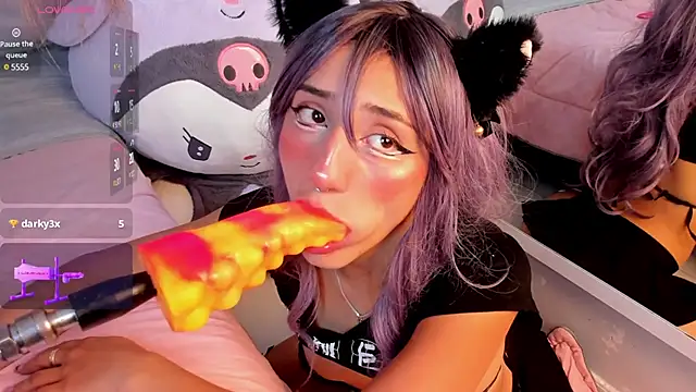 Snapshot of miia__baker chatting on March 17, 2025, 12:14 pm miia baker online show from March 17, 2025, 12:14 pm