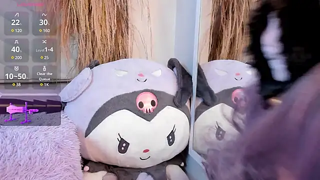 Snapshot of miia__baker chatting on March 19, 2025, 12:12 pm miia baker online show from March 19, 2025, 12:12 pm