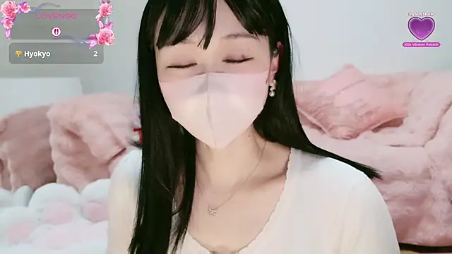 aaanyan online show from April 13, 2026, 6:06 am