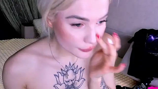 Snapshot of Sweeet_Barbie chatting on January 16, 2026, 4:33 pm Sweeet Barbie online show from January 16, 2026, 4:33 pm