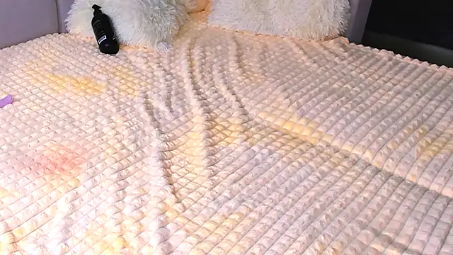 Snapshot of Sweeet_Barbie chatting on September 18, 2025, 3:26 pm Sweeet Barbie online show from September 18, 2025, 3:26 pm