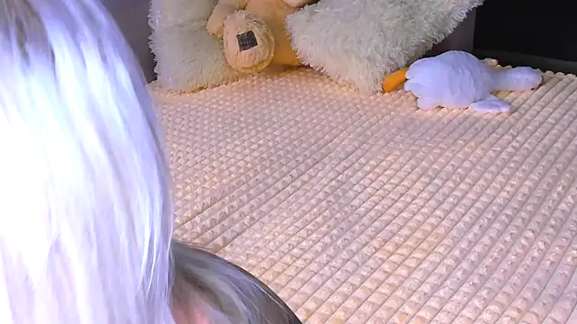 Snapshot of Sweeet_Barbie chatting on November 4, 2025, 3:27 pm Sweeet Barbie online show from November 4, 2025, 3:27 pm