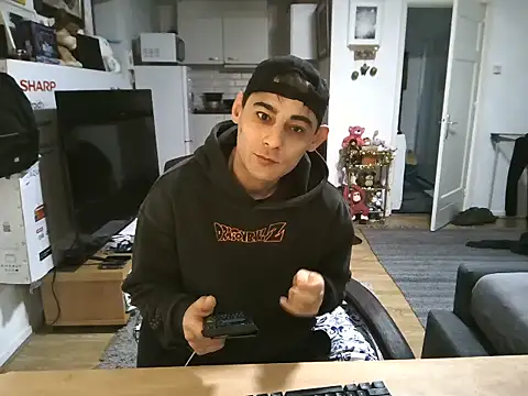 Snapshot of mihaimichael chatting on November 2, 2025, 3:39 pm mihaimichael online show from November 2, 2025, 3:39 pm